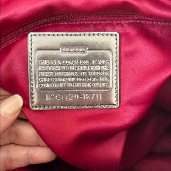 Coach Poppy G1120-18711 Signature Hearts Metallic Silver/Red  Glam Tote GUC - Picture 7 of 15